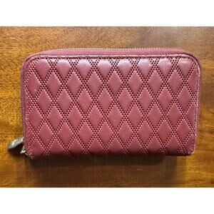 Pourchet Depuis 1903 Burgundy Zip Around Leather Quilted Wallet Card Organizer